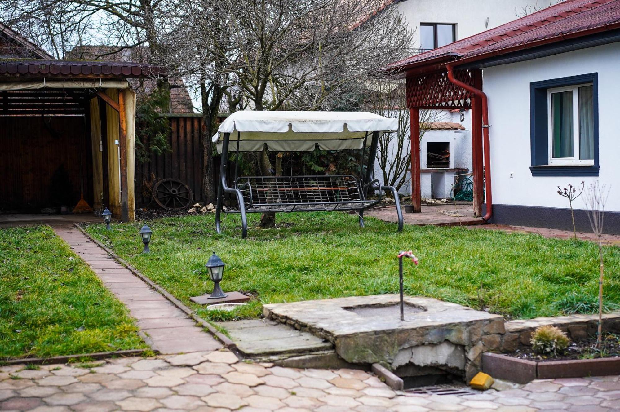 Aristocratic Home Brassó Kültér fotó